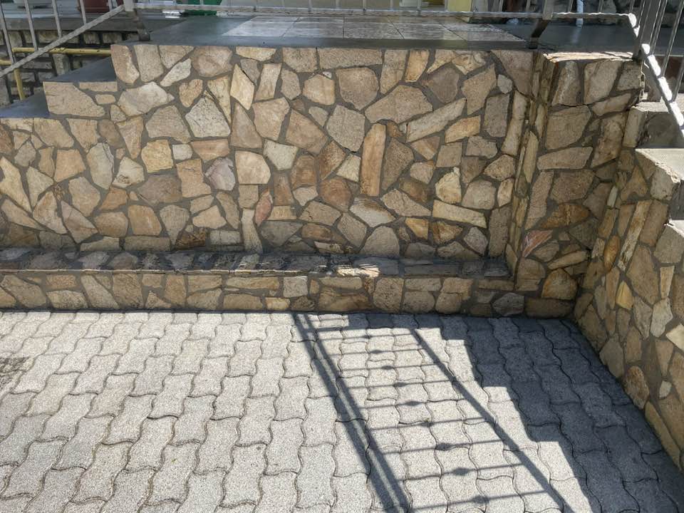 Kerti lépcsősor mosása Balatonföldváron